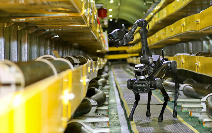 Inspection robotisée de câbles souterrains à Pékin. Photo : Xinhua/Li Xin 